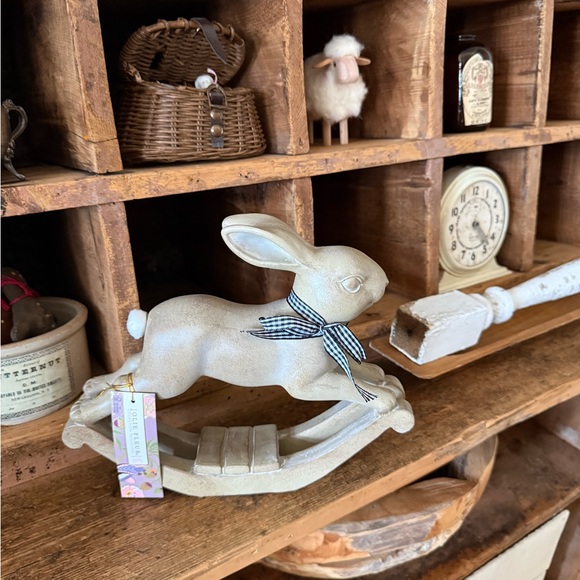 Adorable Brand NWT Rocking Rabbit Spring Easter Decor - Picture 2 of 16